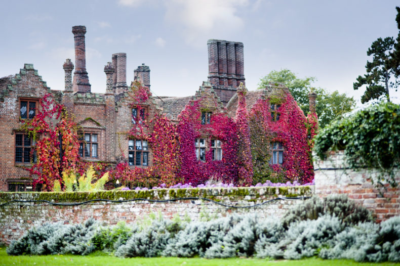 Dreamy Autumn Weddings seckford hall e1526992440690.jpg 2