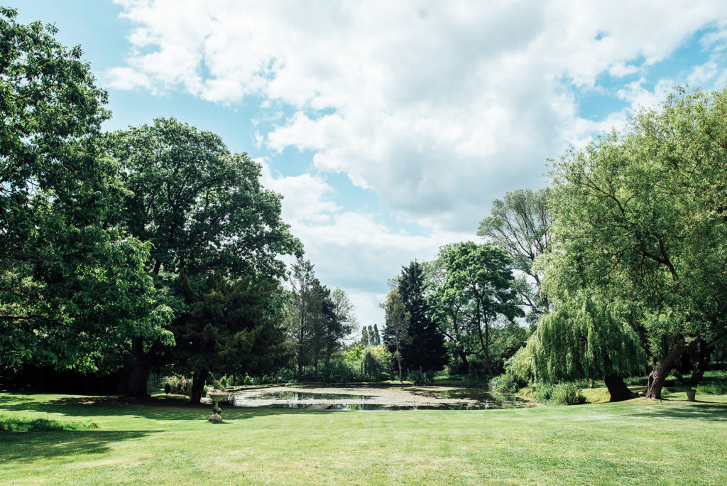 Celebrating the life of a loved one seckford hall lake gardens stunning 2