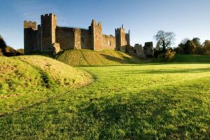 Autumn Holidays at Seckford Hall 0dee72da d17a 4be9 a993 28a7eb406766 (1) 3